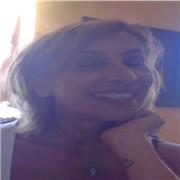 Farmacista coach laureata in Chimica e tecnologia farmaceutiche impartisce lezioni di Chimica inorganica e organica e Scienze